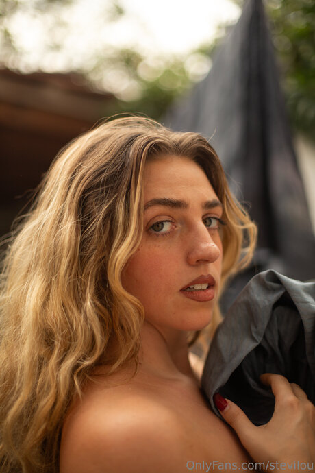 stevilou étoile érotique photos