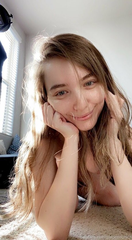 planetmonica modèle gratuit galeries