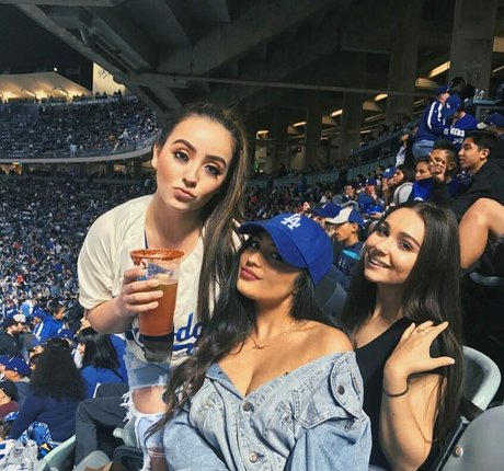 femmes au foyer uniquementfans haut de gamme des photos