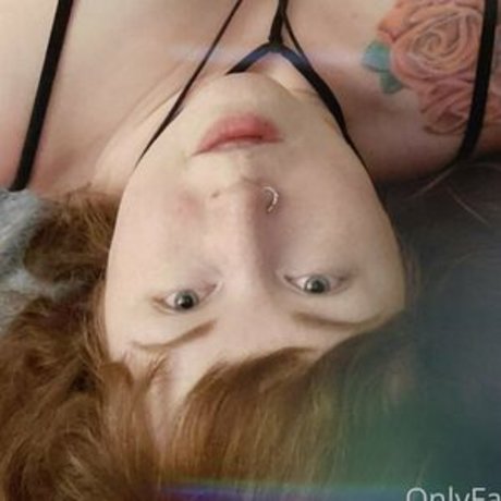 éjacule sur la langue onlyfans top sympa img