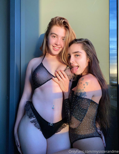 mysisterandme star du porno en haute qualité archive