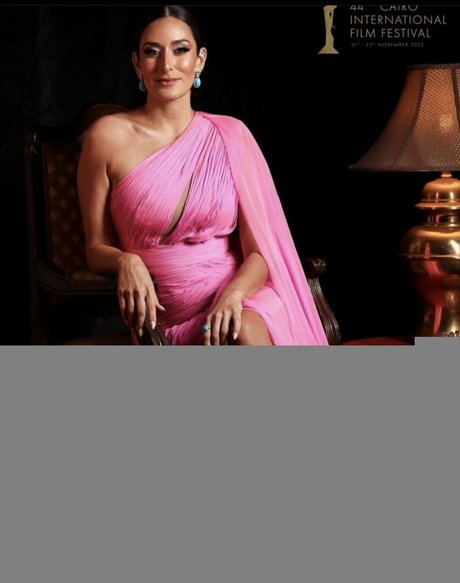 Amina Khalil star du porno belle galerie