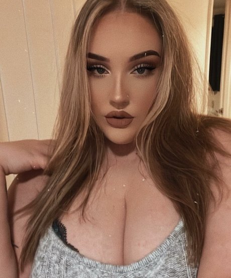 chatte giclante onlyfans assez haute qualité collection