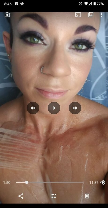 cosplay noir uniquement pour les fans jolie et gratuite des photos