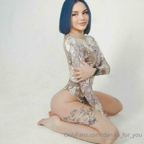 danika for you étoile hd img