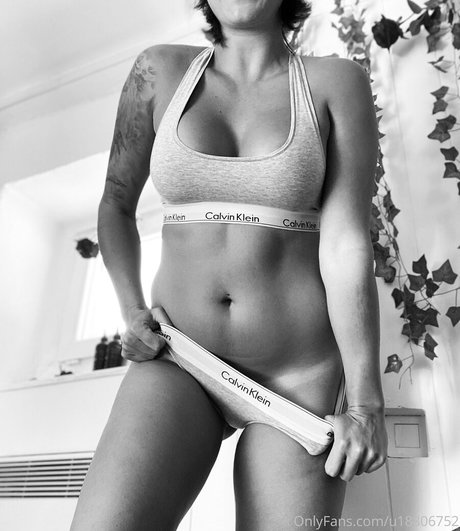 vicalouquafree belle star du porno galeries