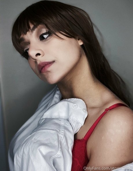 atomicpriya actrice xxx archive