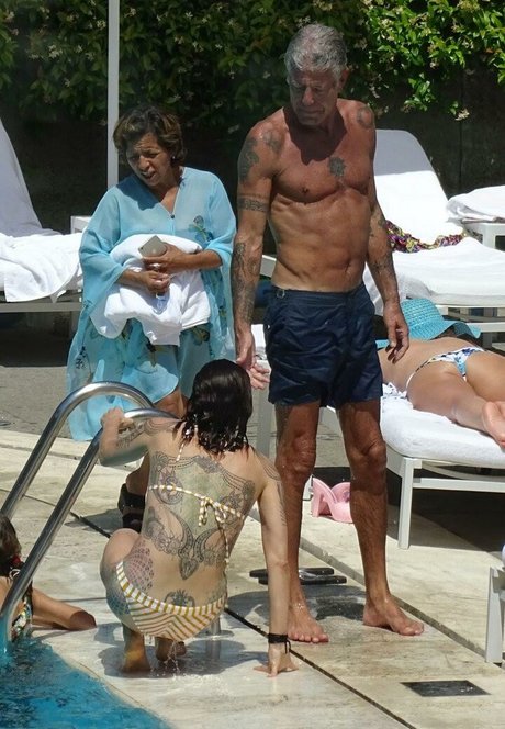 Asia Argento haut modèle images