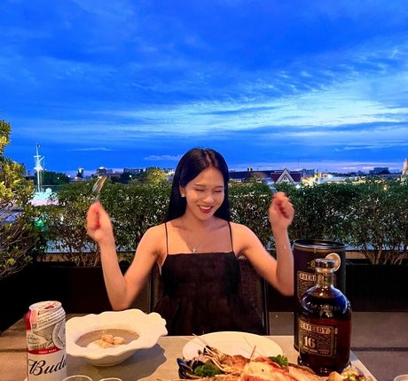 ywhy2021 jolie star du porno photo