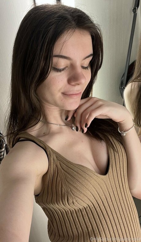 fans de gros seins asiatiques uniquement nus érotiques photos