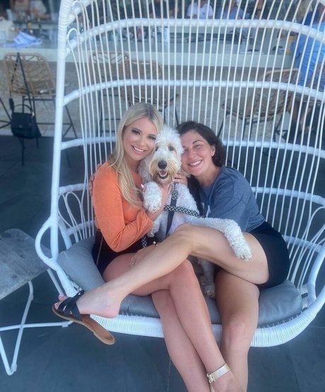 Avery Trail star du porno érotique img