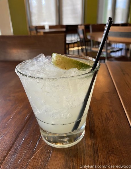 roseredwood modèle parfait archive