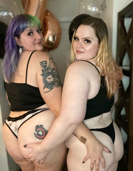 laylaluckie24 modèle porno photos