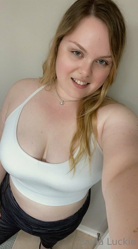 laylaluckie24 xxx star du porno img