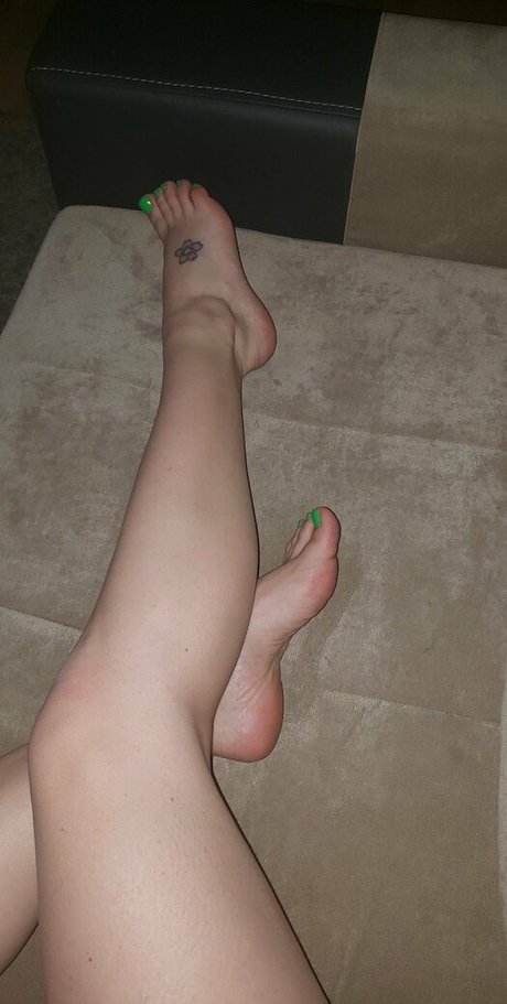 Ashley Soles nus étoiles archive