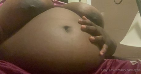 izzy back again actrice photos