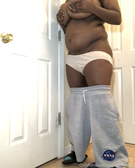 izzy back again meilleure star du porno image