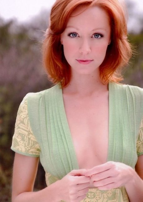 Lindy Booth étoile xxx galerie