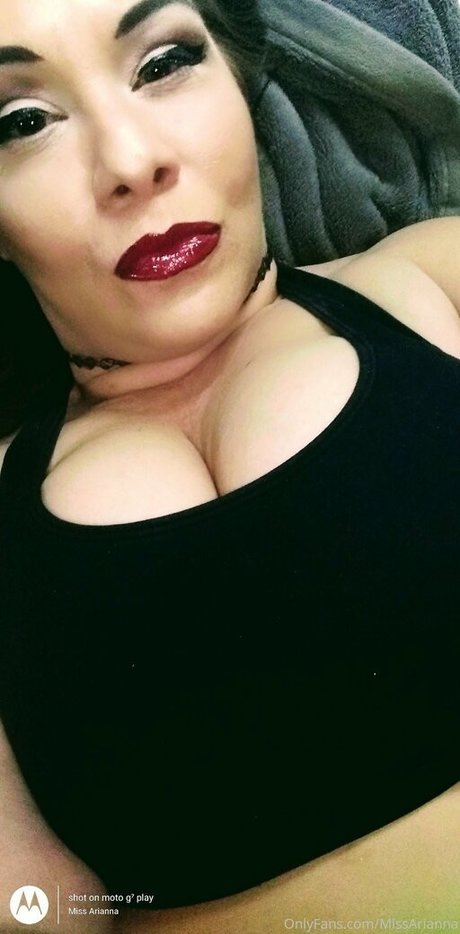 fans asiatiques de findom uniquement bien chaud image