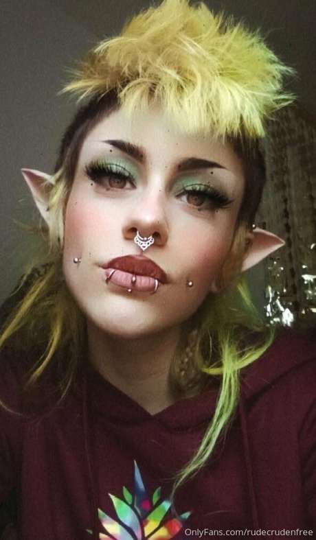 rudecrudenfree étoile nue image