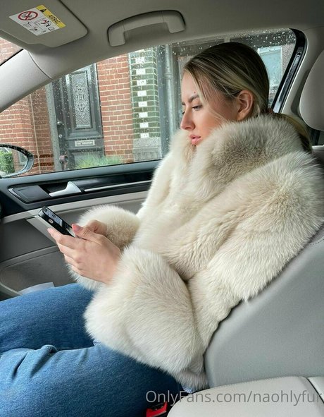 naohlyfur star du porno nue des photos