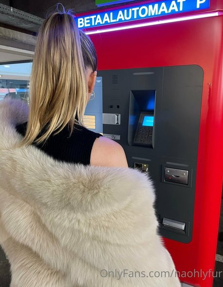 naohlyfur art de star du porno photos