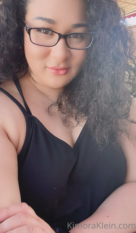 kimoraklein modèle de sexe archive