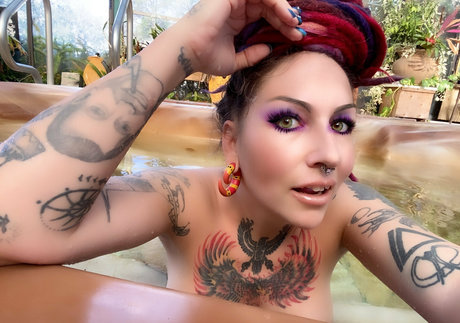 trans xxx uniquementfans art gratuit image