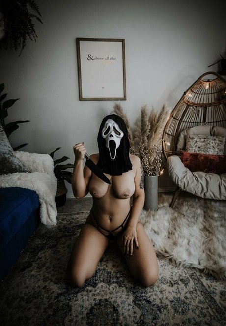 cul écarté onlyfans assez hd des photos