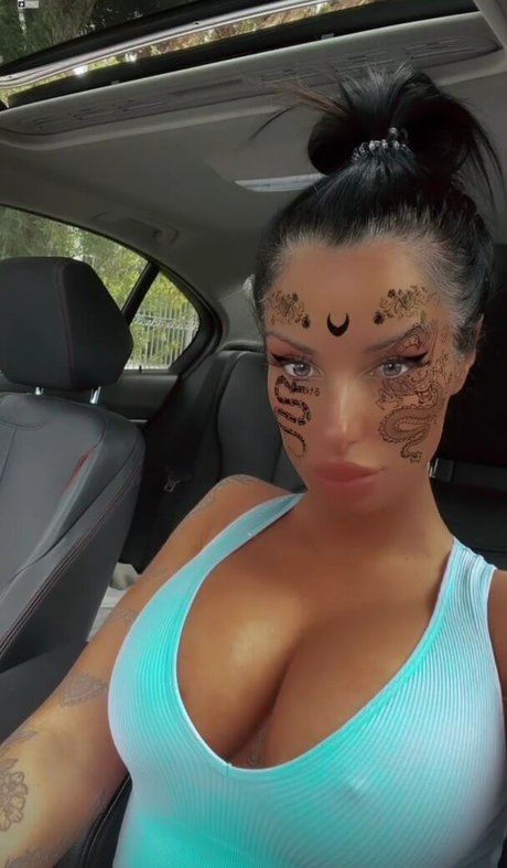 Priscillaspiridis étoile sexy image