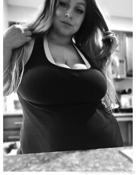 chatte giclante onlyfans bien chaud photos