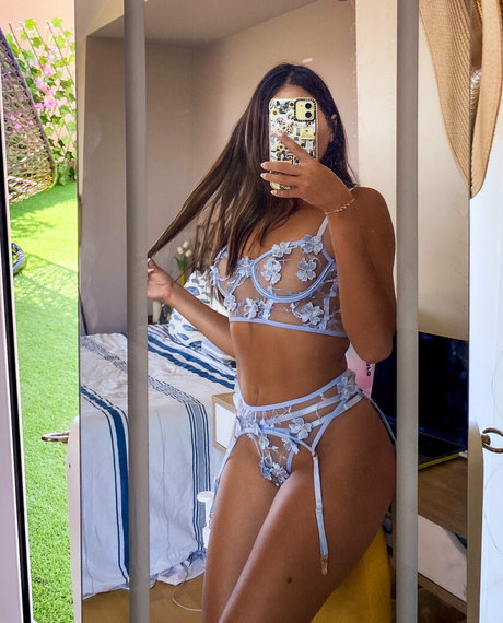 mamie milf onlyfans parfait sympa photos