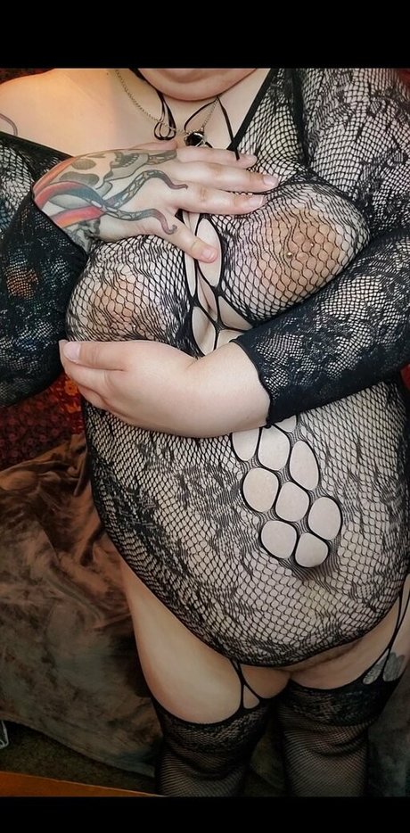 lingerie blanche onlyfans bel art galeries