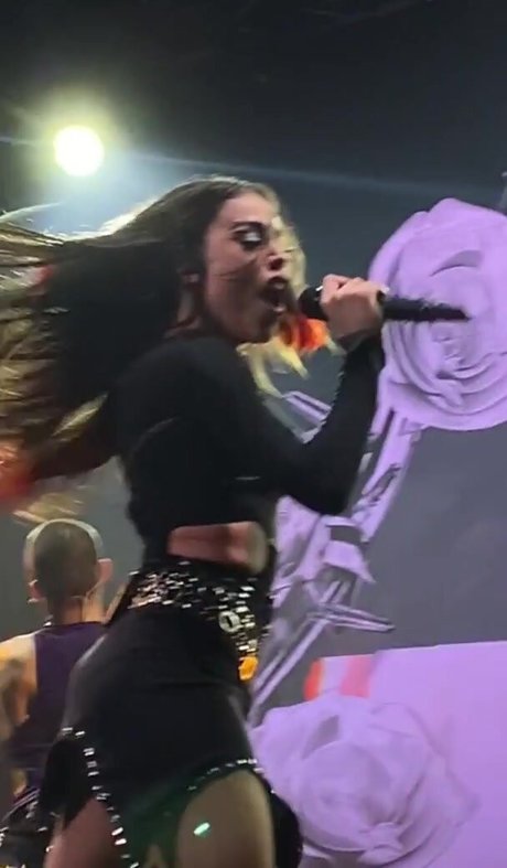 Dana Paola étoile sympa des photos