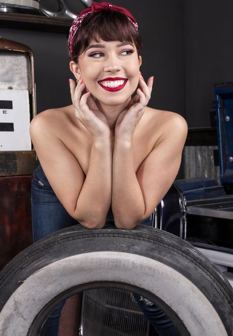 Alli Peach Hamilton modèle collection