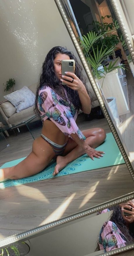 lesbiennes aux gros seins onlyfans pornographique érotique des photos