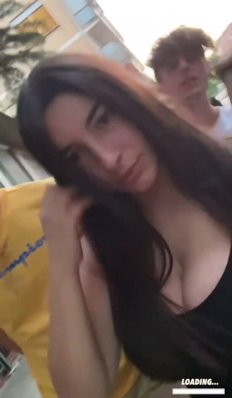 footjob uniquementfans haut nu des photos