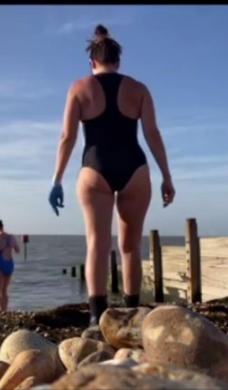 Dawn Steele modèle hd archive