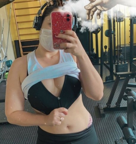 Na Academia nus de stars du porno des photos