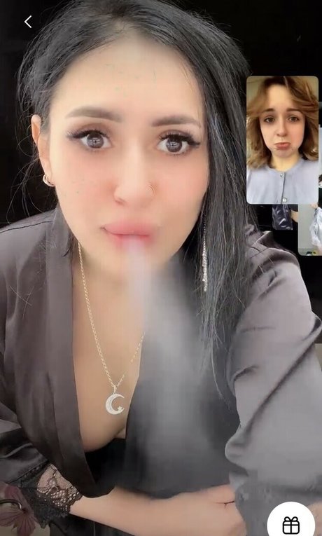 Janym modèle joli archive