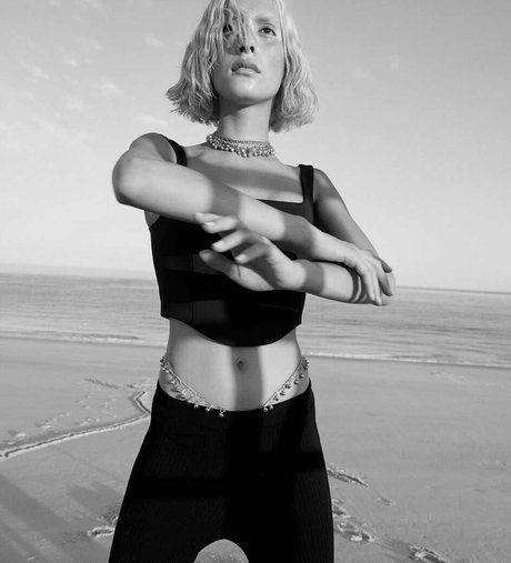 Manahou Mackay étoile xxx img