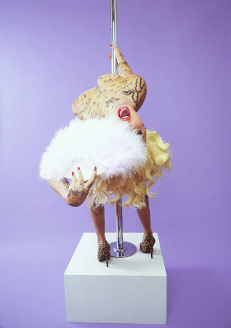 Brooke Candy art de star du porno galeries