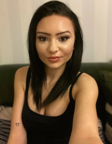 Sivan Dagan star exclusive images