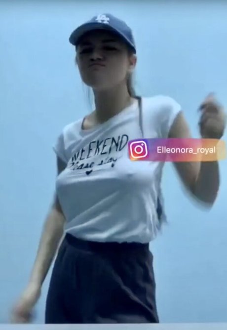 elleonora royal étoile chaude archive