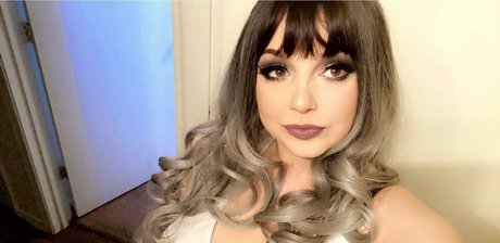 drearoseee actrice nue photos