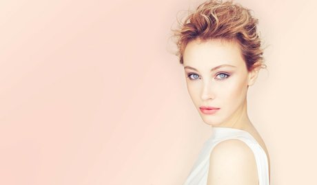 Sarah Gadon sexe de star du porno image