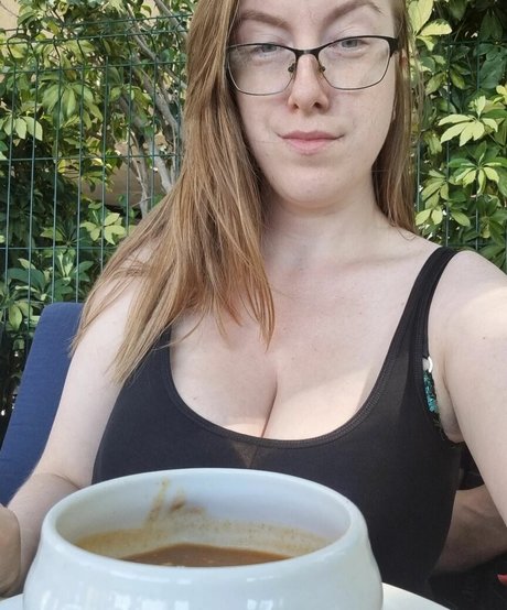 Blondy1 modèle adulte image