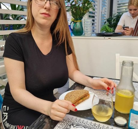 Blondy1 modèle chaud des photos