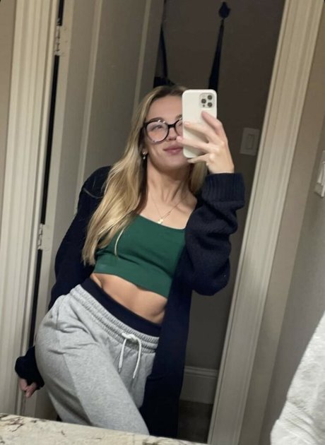 Reagan Campbell étoile exclusive images