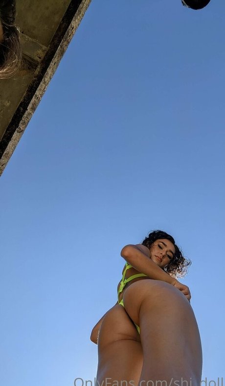 Shi Doll sexe de star du porno photo